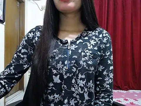 Snapshot of taisina chatting on 03/11/25, 05:46 taisina online show from 03/11/25, 05:46
