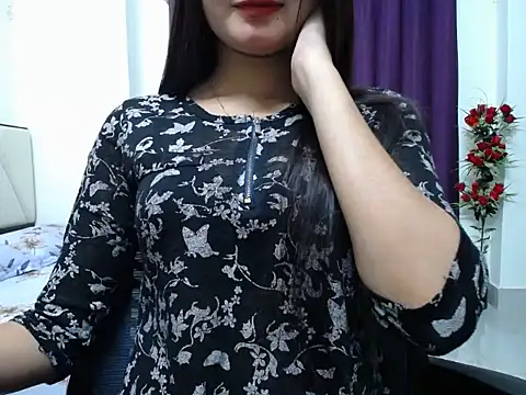 Snapshot of taisina chatting on 09/22/25, 03:36 taisina online show from 09/22/25, 03:36