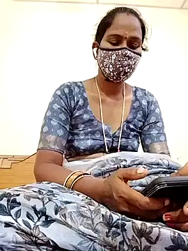 Snapshot of Gopika-telugu chatting on 10/21/25, 06:03 Gopika-telugu online show from 10/21/25, 06:03