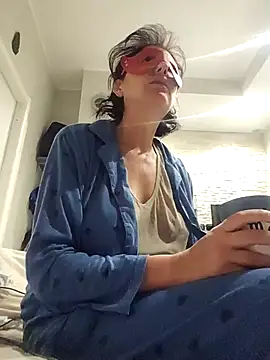 Vagabondainnamorata online show from 11/07/25, 04:56