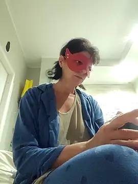 Vagabondainnamorata online show from 11/26/25, 04:02