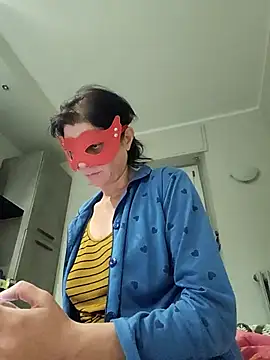 Vagabondainnamorata online show from 01/14/26, 06:57