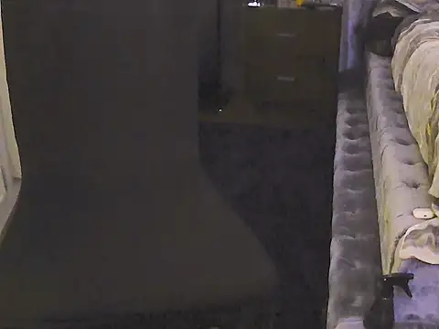 Snapshot of Bignc chatting on 11/04/25, 08:30 Bignc online show from 11/04/25, 08:30