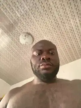 Snapshot of Suckmehar chatting on 12/26/24, 07:13 Suckmehar online show from 12/26/24, 07:13