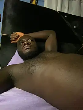 Snapshot of Suckmehar chatting on 12/26/24, 06:12 Suckmehar online show from 12/26/24, 06:12