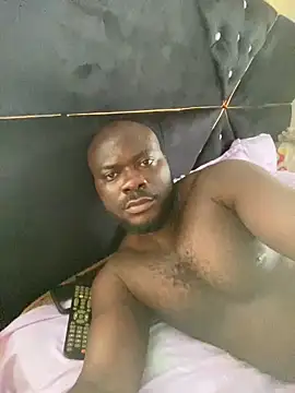 Snapshot of Suckmehar chatting on 02/13/25, 12:32 Suckmehar online show from 02/13/25, 12:32