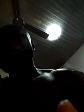 Snapshot of Suckmehar chatting on 12/21/25, 12:29 Suckmehar online show from 12/21/25, 12:29