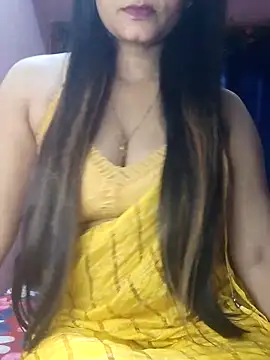 Snapshot of SANIYA-89 chatting on 12/20/25, 11:39 SANIYA-89 online show from 12/20/25, 11:39