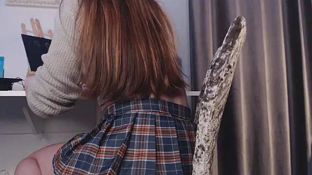 juicy mystery online show from 12/30/24, 04:40