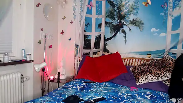 Snapshot of Samanthabrownlatina7 chatting on 12/20/24, 09:28 Samanthabrownlatina7 online show from 12/20/24, 09:28