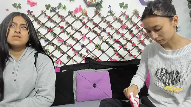 Snapshot of abby_eemily chatting on 02/17/25, 11:34 abby eemily online show from 02/17/25, 11:34