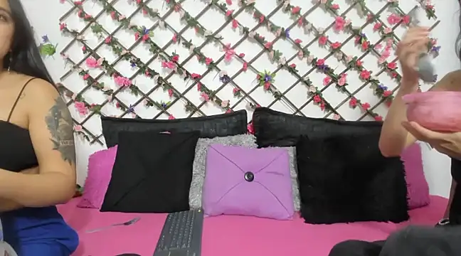 Snapshot of abby_eemily chatting on 03/19/25, 07:06 abby eemily online show from 03/19/25, 07:06