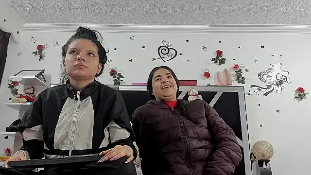 Snapshot of abby_eemily chatting on 11/05/25, 12:16 abby eemily online show from 11/05/25, 12:16