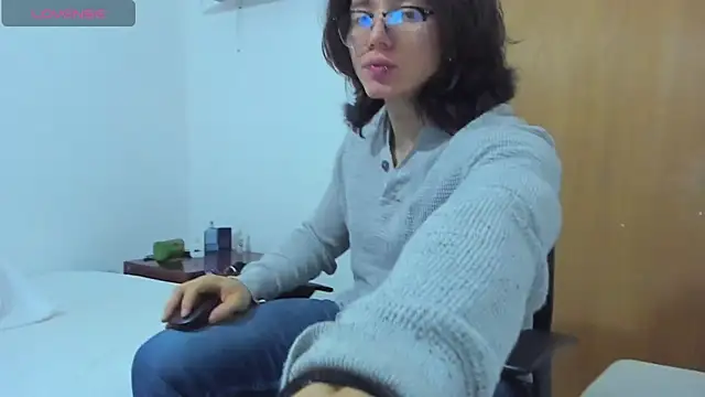 AngelBennet  online show from 02/03/25, 02:58