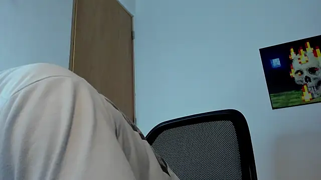 AngelBennet  online show from 11/30/25, 12:25