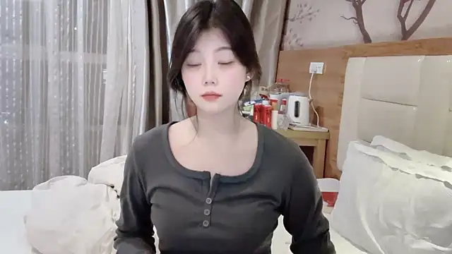 yangyang-1115 online show from 02/11/25, 01:09