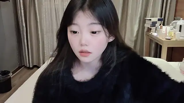 yangyang-1115 online show from 02/22/25, 12:51