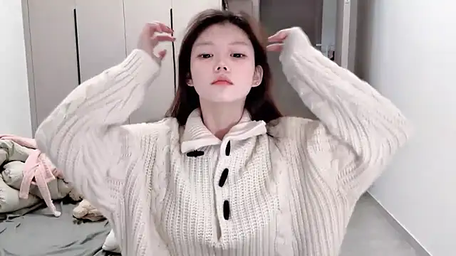 yangyang-1115 online show from 10/12/25, 05:28