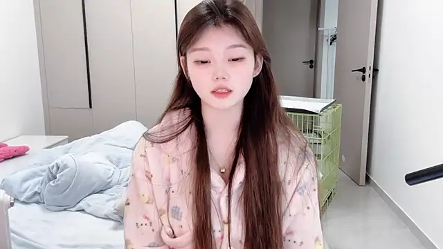 yangyang-1115 online show from 10/31/25, 05:52