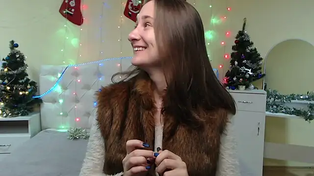 Snapshot of MichelLeee chatting on 12/16/24, 12:16 MichelLeee online show from 12/16/24, 12:16