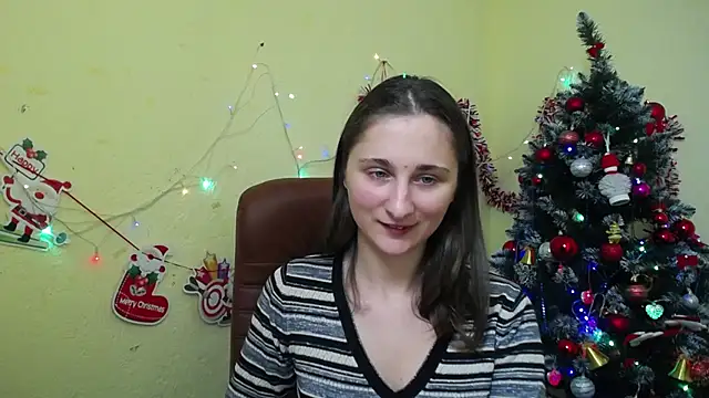 Snapshot of MichelLeee chatting on 12/29/24, 03:35 MichelLeee online show from 12/29/24, 03:35