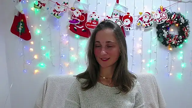 Snapshot of MichelLeee chatting on 01/09/25, 03:12 MichelLeee online show from 01/09/25, 03:12