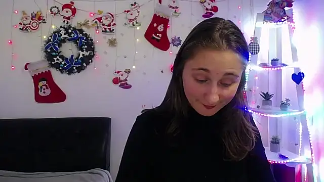 Snapshot of MichelLeee chatting on 01/10/25, 03:06 MichelLeee online show from 01/10/25, 03:06