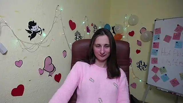 Snapshot of MichelLeee chatting on 02/10/25, 12:08 MichelLeee online show from 02/10/25, 12:08