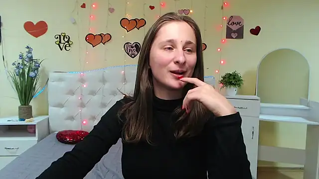 Snapshot of MichelLeee chatting on 02/12/25, 03:16 MichelLeee online show from 02/12/25, 03:16
