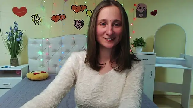 Snapshot of MichelLeee chatting on 02/24/25, 03:09 MichelLeee online show from 02/24/25, 03:09