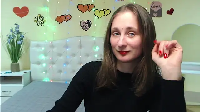 Snapshot of MichelLeee chatting on 03/10/25, 03:09 MichelLeee online show from 03/10/25, 03:09