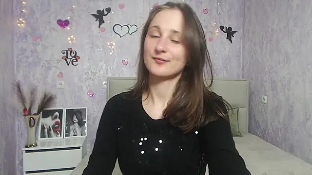 Snapshot of MichelLeee chatting on 03/12/25, 12:04 MichelLeee online show from 03/12/25, 12:04
