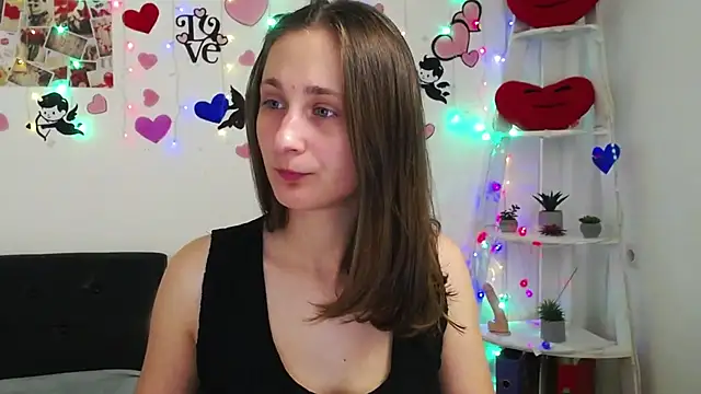 Snapshot of MichelLeee chatting on 03/13/25, 12:02 MichelLeee online show from 03/13/25, 12:02