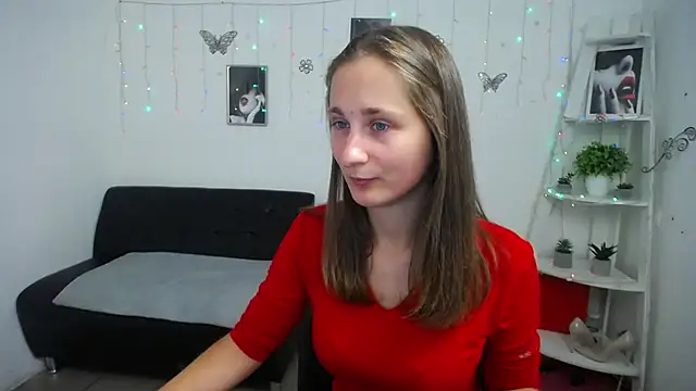 Snapshot of MichelLeee chatting on 09/29/25, 11:26 MichelLeee online show from 09/29/25, 11:26