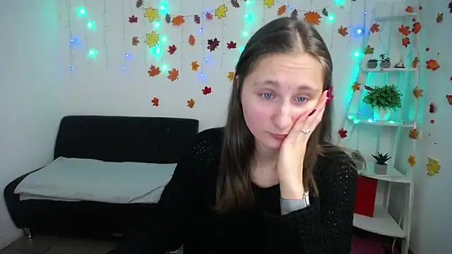 MichelLeee online show from 11/25/25, 12:38