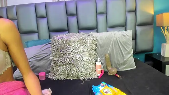 AshleyHill2 online show from 02/18/25, 03:31