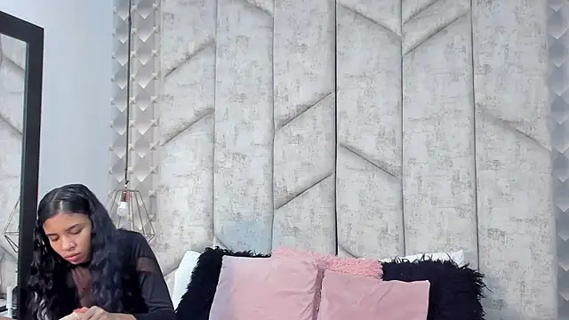 AshleyHill2 online show from 12/23/25, 02:31