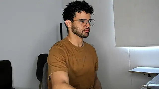 andrewChris  online show from 11/10/25, 04:17