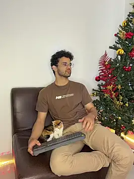 andrewChris  online show from 11/24/25, 03:56