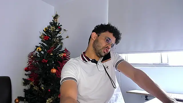 andrewChris  online show from 12/02/25, 08:04