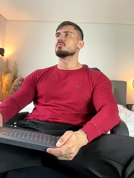 DimitriSullivan  online show from 01/08/26, 01:24