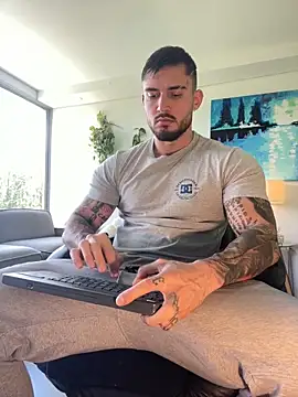 DimitriSullivan  online show from 04/03/26, 05:55