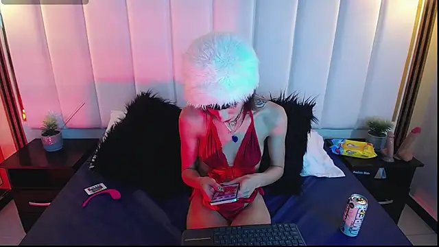 Snapshot of Ameliewitte_mjs chatting on 12/24/24, 01:17 Ameliewitte mjs online show from 12/24/24, 01:17