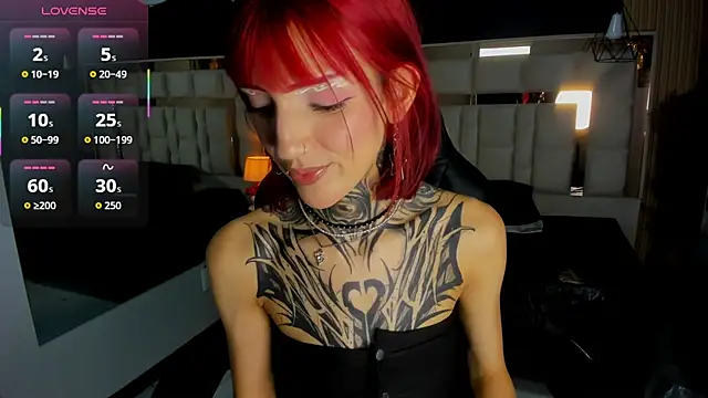 Snapshot of Ameliewitte_mjs chatting on 09/15/25, 08:20 Ameliewitte mjs online show from 09/15/25, 08:20