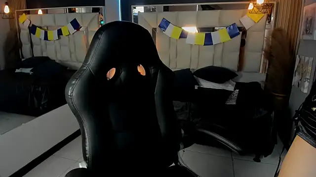 Snapshot of Ameliewitte_mjs chatting on 10/01/25, 08:04 Ameliewitte mjs online show from 10/01/25, 08:04