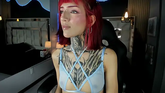 Snapshot of Ameliewitte_mjs chatting on 10/21/25, 09:26 Ameliewitte mjs online show from 10/21/25, 09:26