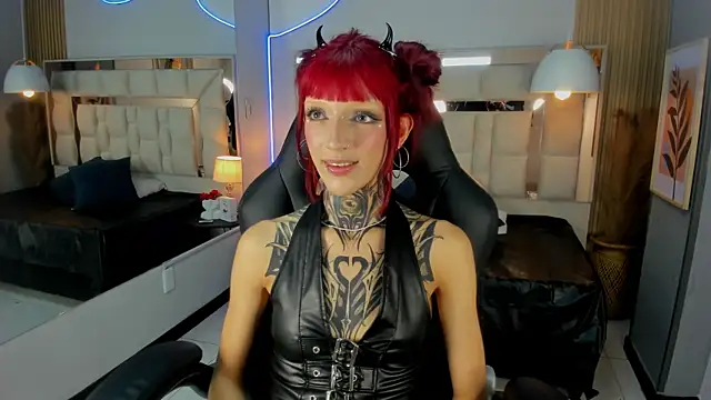 Snapshot of Ameliewitte_mjs chatting on 11/12/25, 09:14 Ameliewitte mjs online show from 11/12/25, 09:14