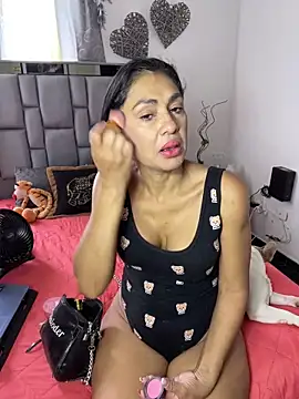 Snapshot of danielax50 chatting on 02/07/25, 07:38 danielax50 online show from 02/07/25, 07:38