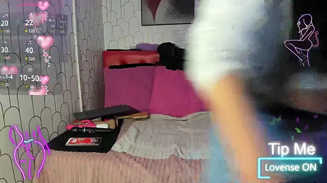 Ella Rousse online show from 02/28/25, 11:47