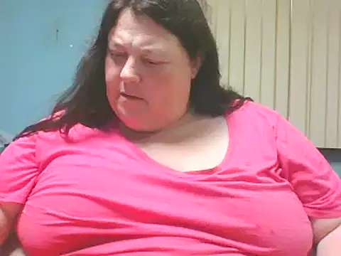 Snapshot of Honeybee2025 chatting on 01/06/25, 10:37 Honeybee2025 online show from 01/06/25, 10:37